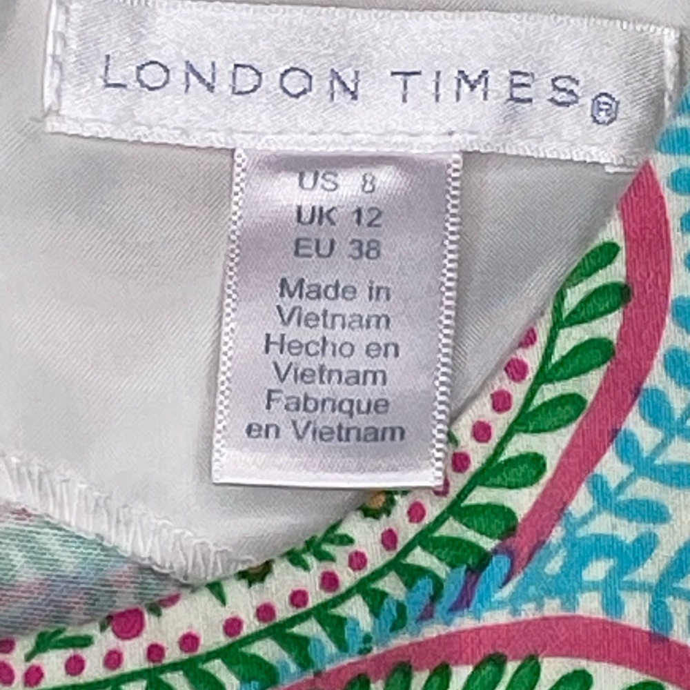 London Times Colorful‎ Floral
Sleeveless Shift Dress, Size 8 - Picture 3 of 3
